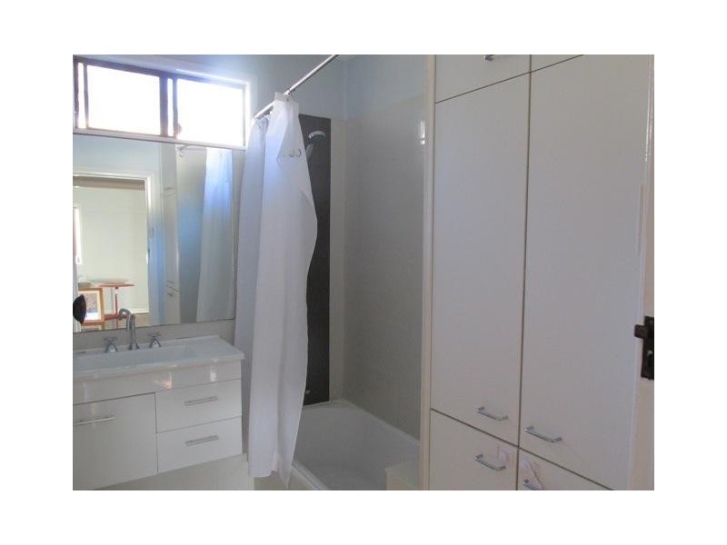 5 Conran Street, Macleay Island QLD 4184