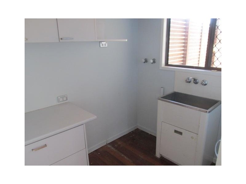 5 Conran Street, Macleay Island QLD 4184