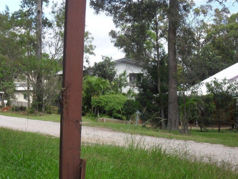 24 Cliff Terrace, Macleay Island QLD 4184