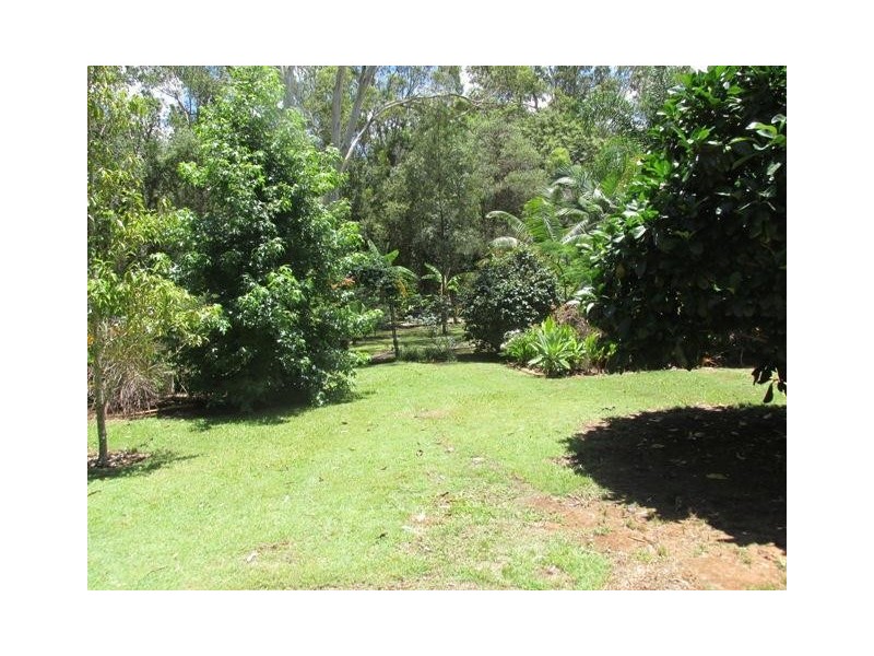 28 Beelong Street, Macleay Island QLD 4184