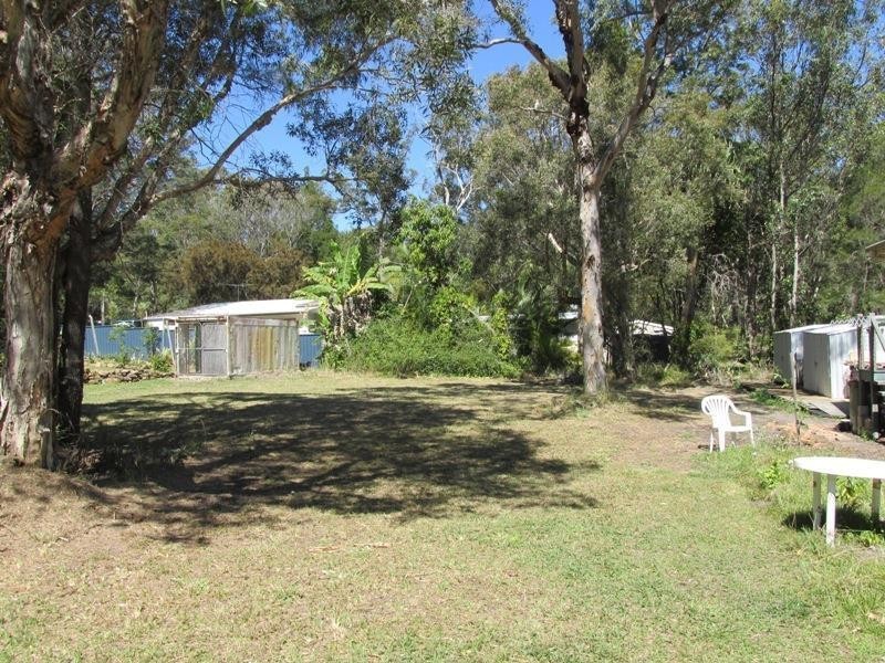 20 Panaroo Street, Macleay Island QLD 4184