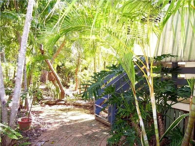 21 Ashton Street, Macleay Island QLD 4184
