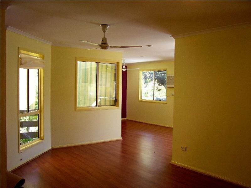 21 Ashton Street, Macleay Island QLD 4184