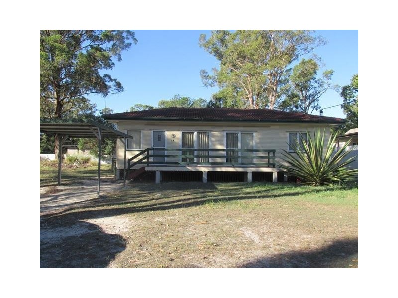 14 Nugent Street, Macleay Island QLD 4184