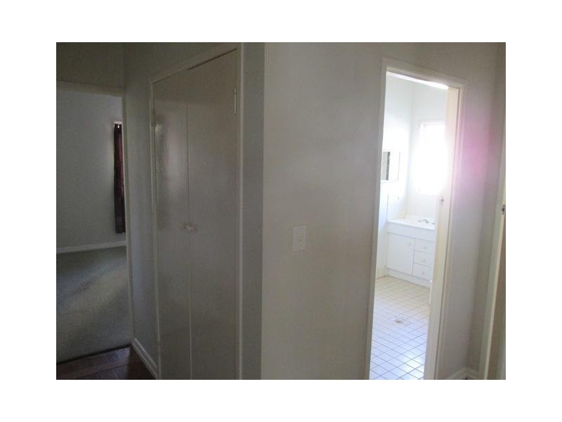 14 Nugent Street, Macleay Island QLD 4184