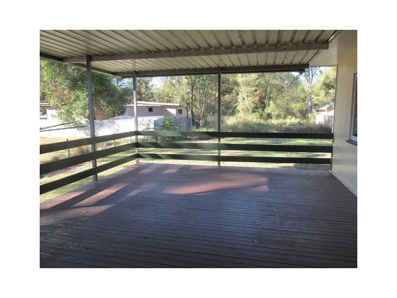 14 Nugent Street, Macleay Island QLD 4184