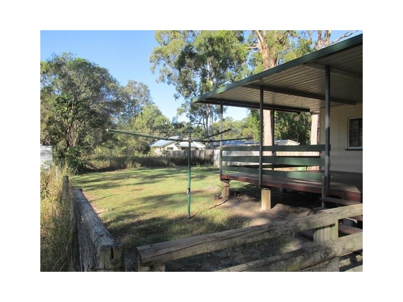 14 Nugent Street, Macleay Island QLD 4184