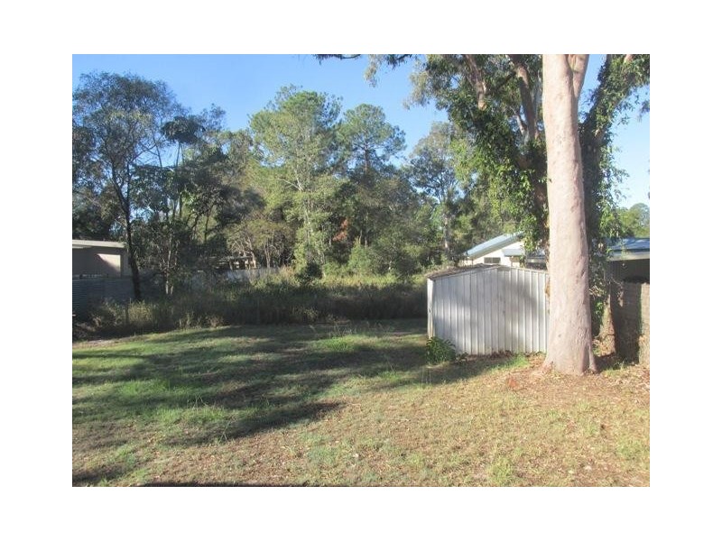 14 Nugent Street, Macleay Island QLD 4184