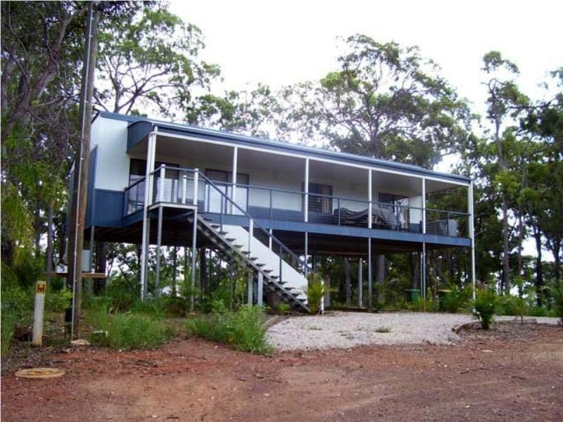 5 Ray Street, Macleay Island QLD 4184