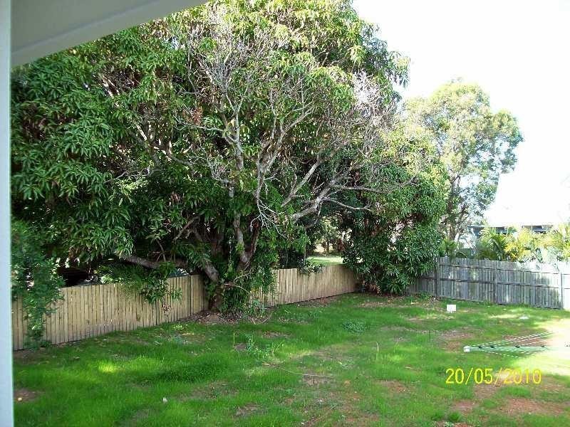 4 Duncan Street, Macleay Island QLD 4184