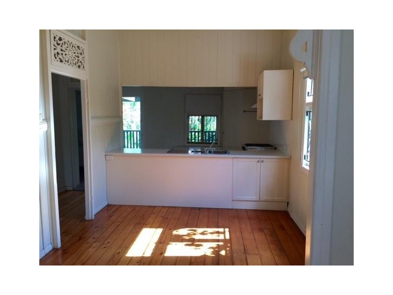 40 Leonard Street, Woolloongabba QLD 4102