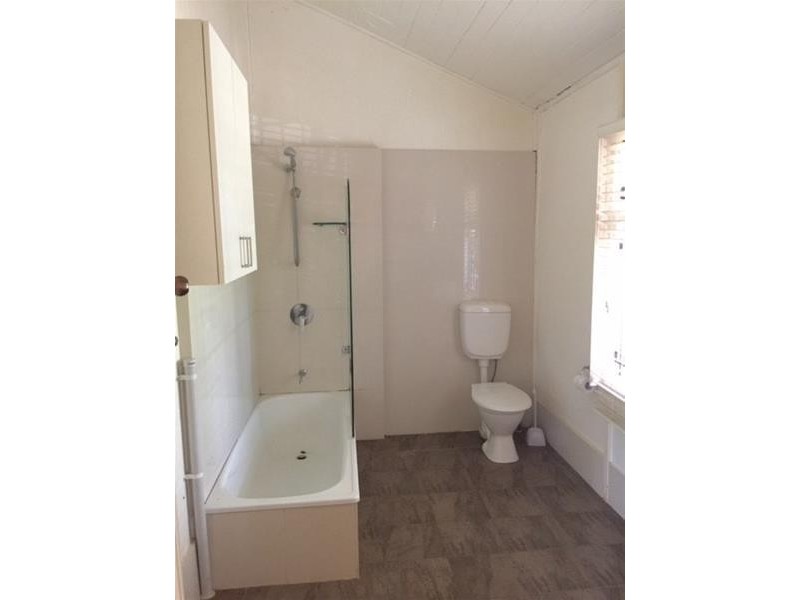 40 Leonard Street, Woolloongabba QLD 4102