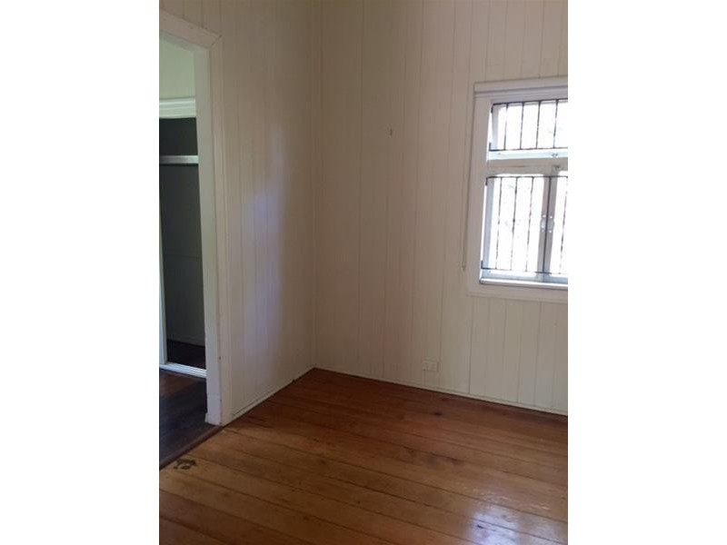 40 Leonard Street, Woolloongabba QLD 4102