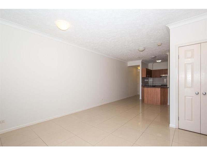 5/39 Edmondstone Street, South Brisbane QLD 4101