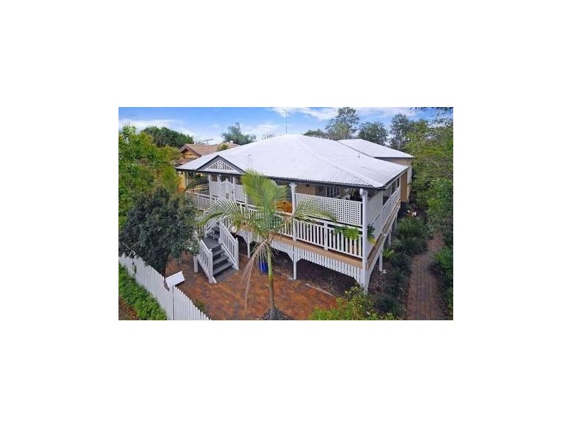 14 Frank Street, Norman Park QLD 4170