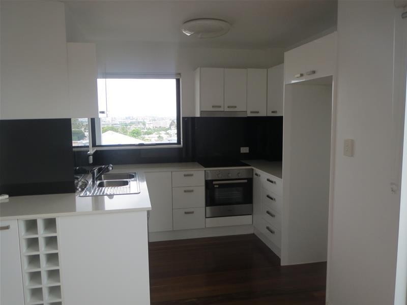 8/5 Ivanhoe Street, Annerley QLD 4103