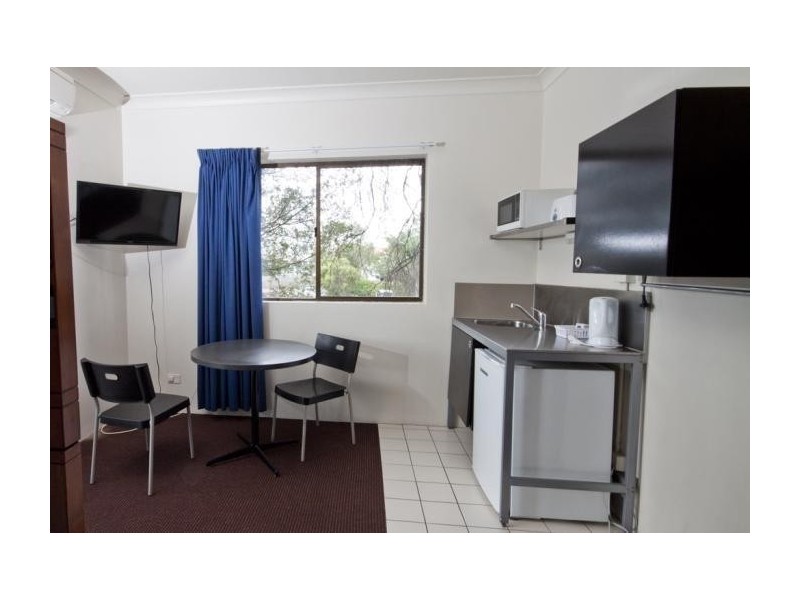 102/204 Ipswich Road, Woolloongabba QLD 4102