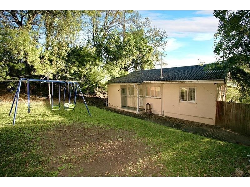 10 St James Street, Highgate Hill QLD 4101