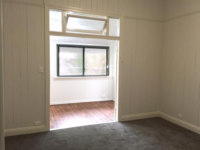 4/15 Ross Street, Woolloongabba QLD 4102