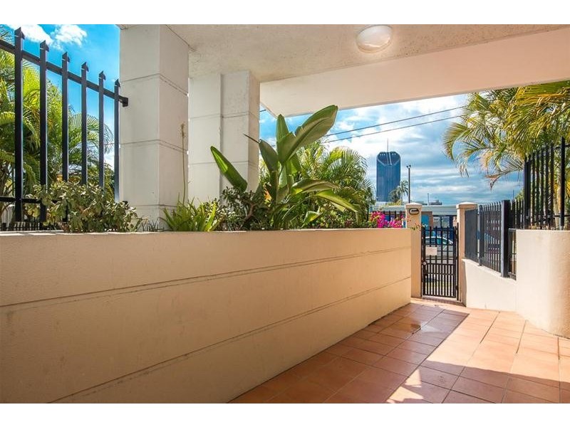 9/39 Edmondstone Street, South Brisbane QLD 4101