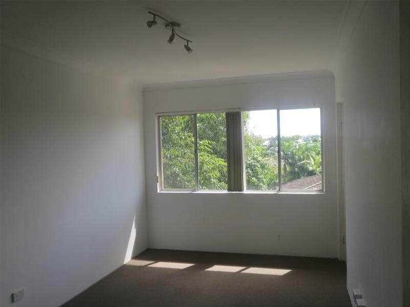 8/31 Qualtrough Street, Woolloongabba QLD 4102