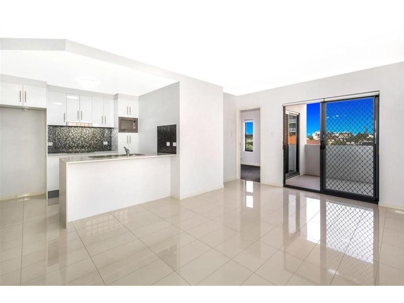 17 Norman Street, Wooloowin QLD 4030