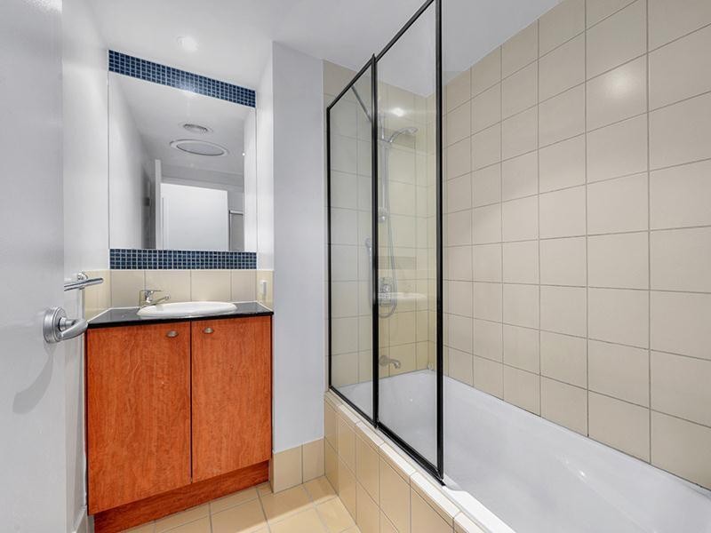 25/451 Gregory  Terrace, Spring Hill QLD 4000