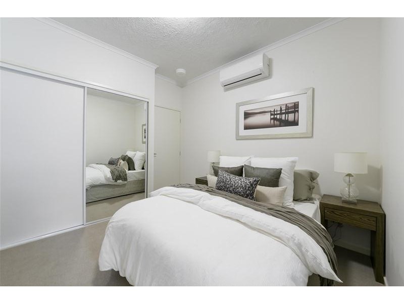 51 Regent Street, Woolloongabba QLD 4102