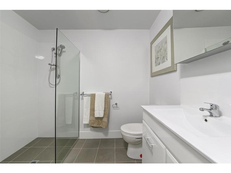 51 Regent Street, Woolloongabba QLD 4102