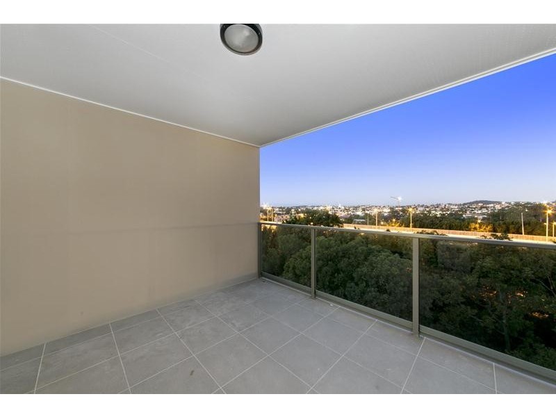 51 Regent Street, Woolloongabba QLD 4102