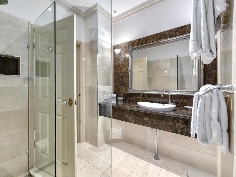 42/167 Albert Street, Brisbane QLD 4000