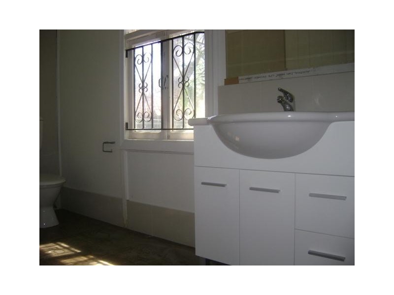 40 Leonard Street, Woolloongabba QLD 4102