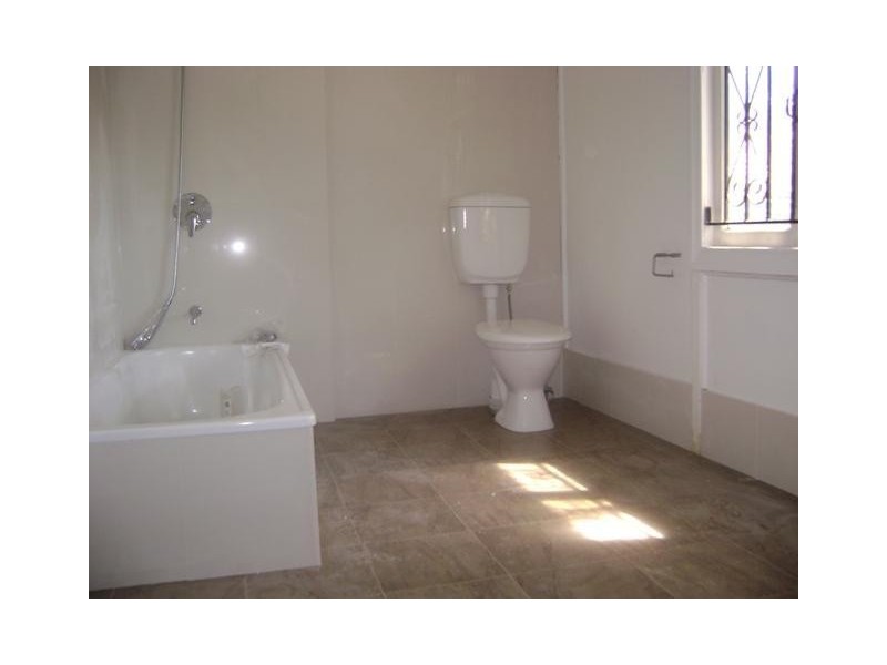 40 Leonard Street, Woolloongabba QLD 4102