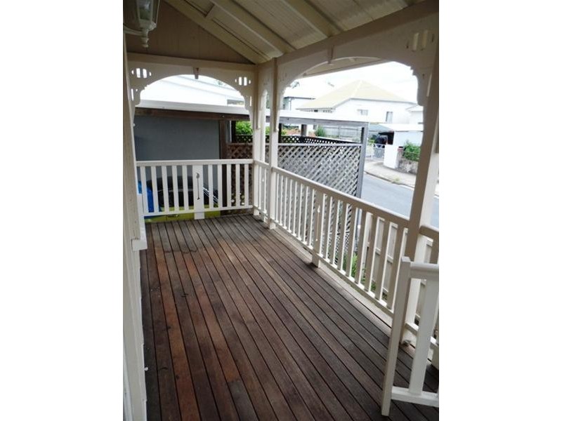 12 Bond Street, West End QLD 4101