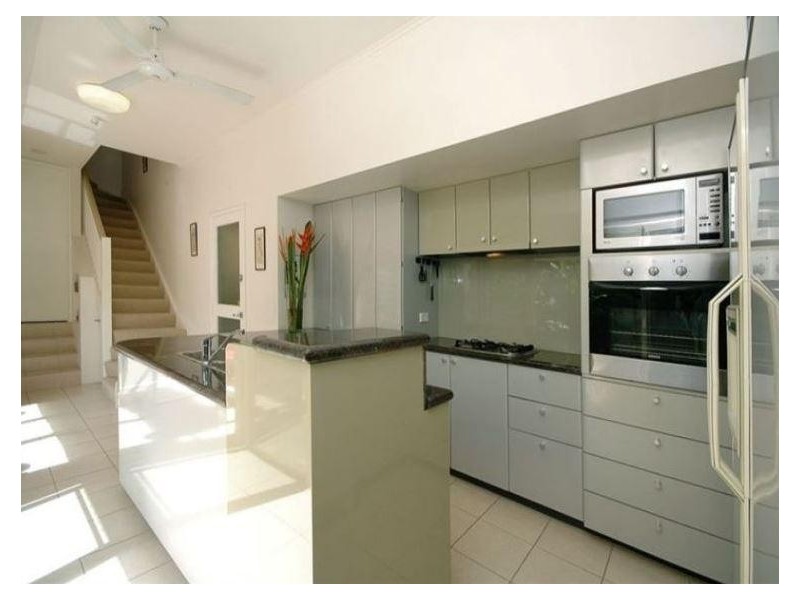 48 Douglas Street, Spring Hill QLD 4000