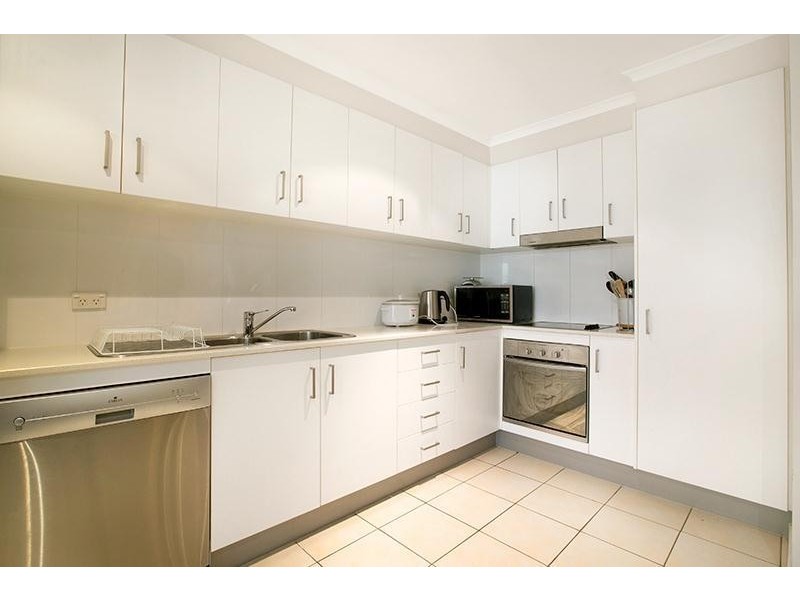 18/42 Cordelia Street, South Brisbane QLD 4101