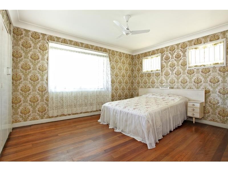 54 Vallely Street, Annerley QLD 4103