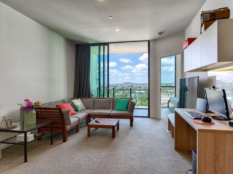 1811/4 Edmondstone Street, South Brisbane QLD 4101
