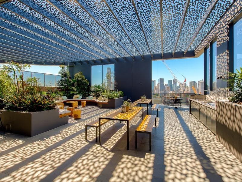 1811/4 Edmondstone Street, South Brisbane QLD 4101