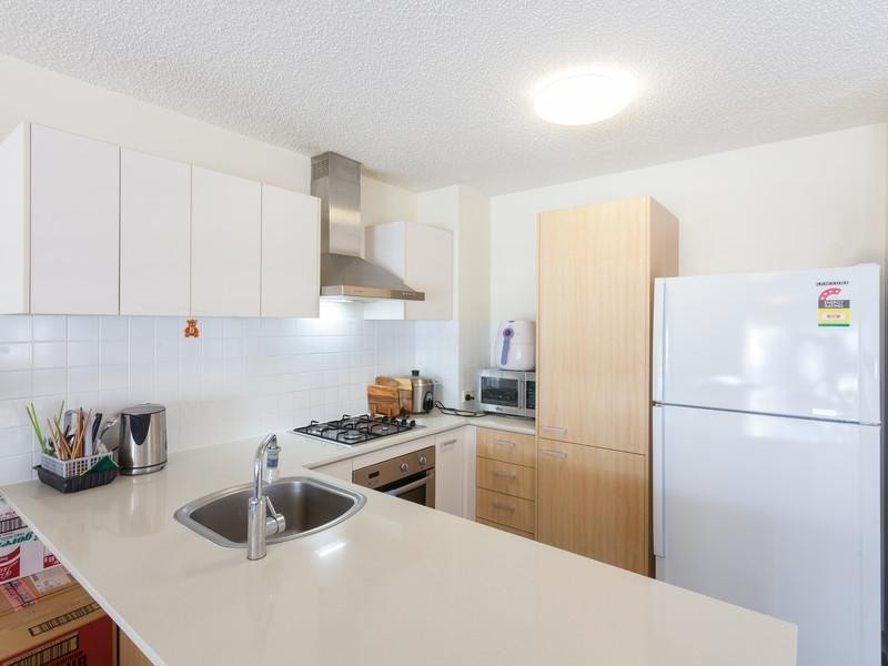 413/8 Cordelia Street, South Brisbane QLD 4101