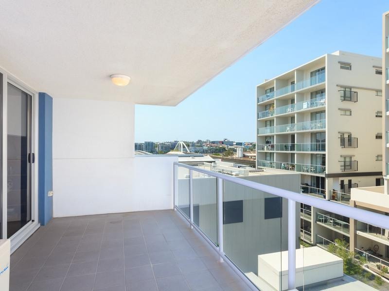 413/8 Cordelia Street, South Brisbane QLD 4101