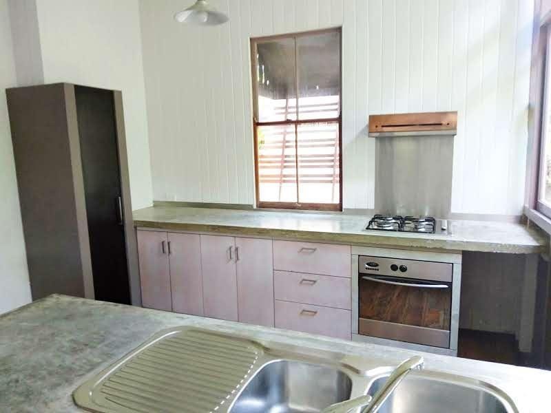 55 Mossgrove Street, Woolloongabba QLD 4102