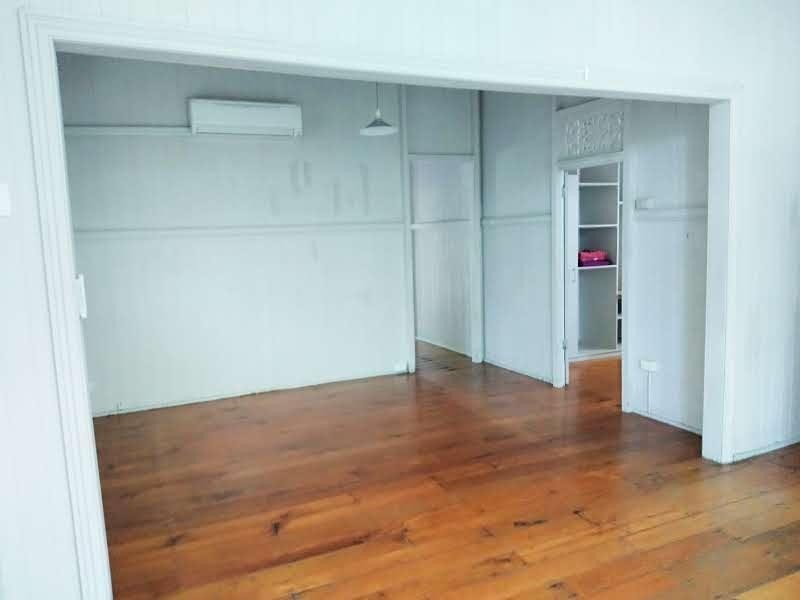 55 Mossgrove Street, Woolloongabba QLD 4102