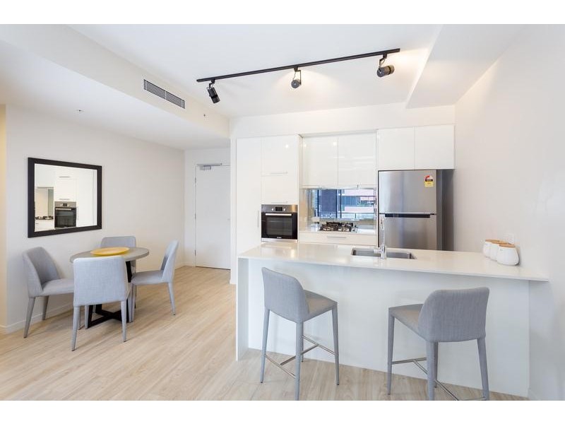 1028/9 Edmondstone Street, South Brisbane QLD 4101