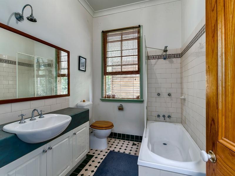 2/12 Sankey Street, Highgate Hill QLD 4101