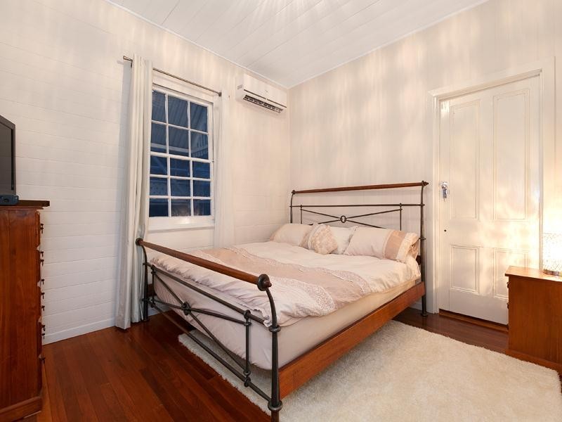 35 Connor Street, Kangaroo Point QLD 4169