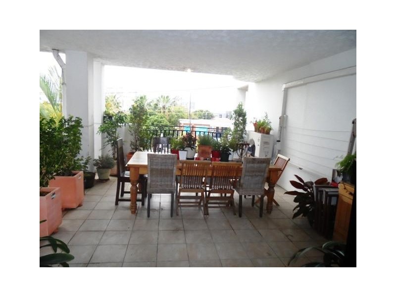 8/39 EDMONDSTONE Street, South Brisbane QLD 4101