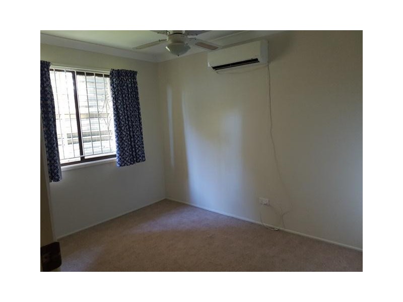 91 Peverell Street, Hillcrest QLD 4118