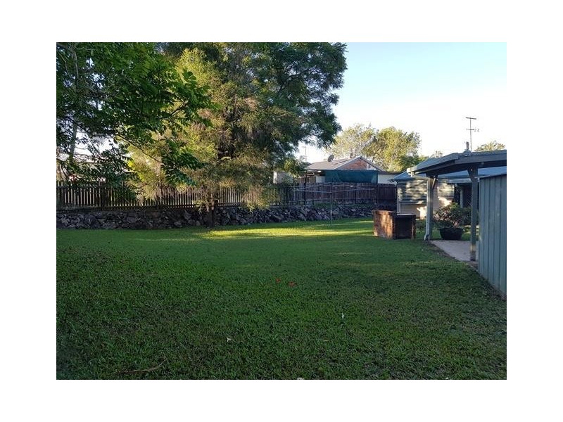 91 Peverell Street, Hillcrest QLD 4118