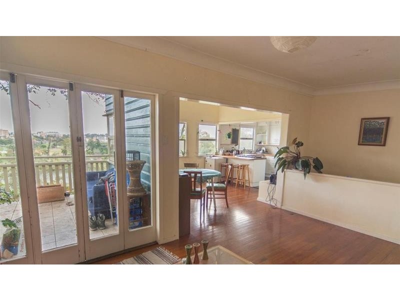 32 Derby Street, Highgate Hill QLD 4101